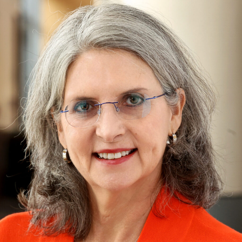 Minna Masor headshot